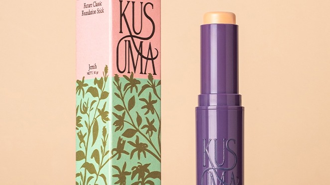 Future Classic Foundation Stick Jernih